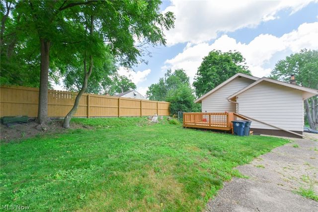 2696 Christensen Avenue, Akron, OH 44314