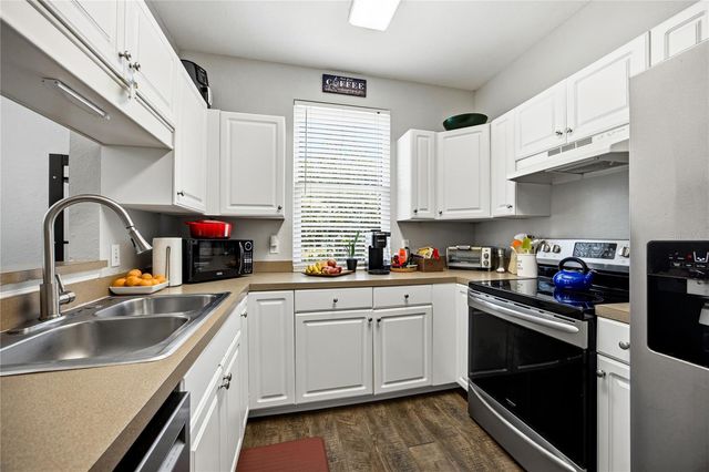 2227 NW 16TH TERRACE, Gainesville, FL 32605