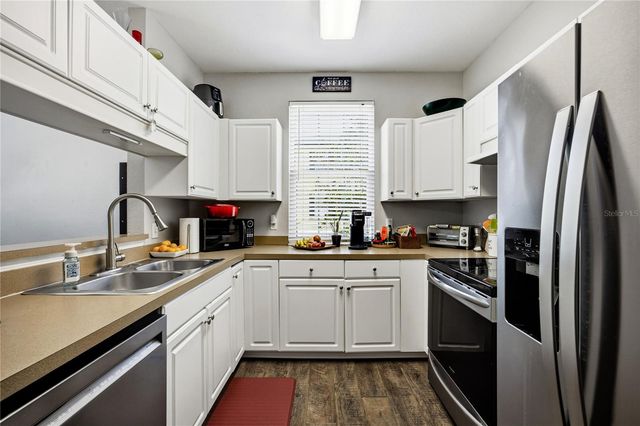 2227 NW 16TH TERRACE, Gainesville, FL 32605