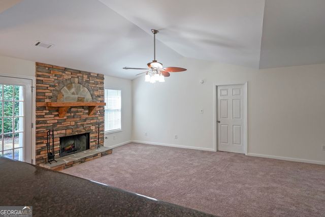 211 W Bridge Drive, Dallas, GA 30157