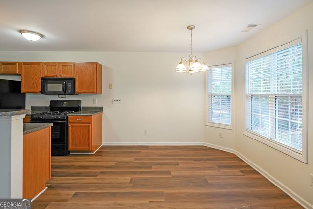 211 W Bridge Drive, Dallas, GA 30157