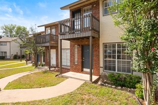 1815 River Crossing CIR D, Austin, TX 78741
