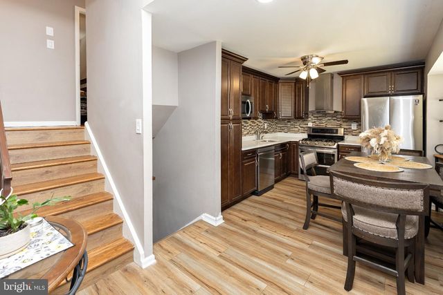 912 ASTON MARTIN DR, Lindenwold, NJ 08021