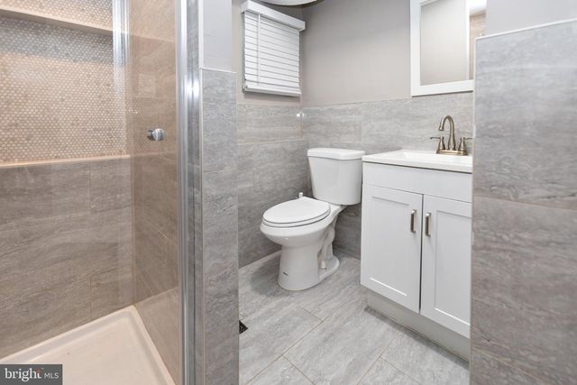 912 ASTON MARTIN DR, Lindenwold, NJ 08021