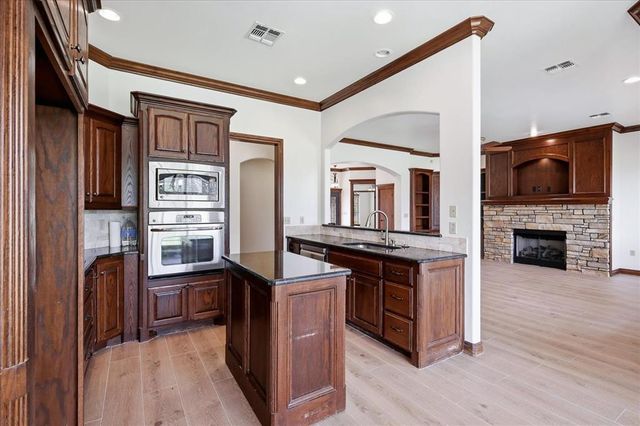12917 SW 53rd Street, Mustang, OK 73064