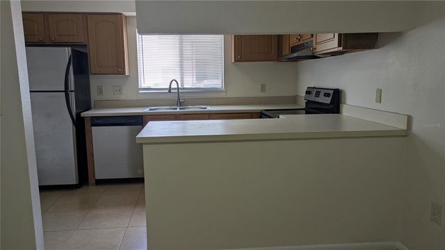 4401 S SEMORAN BOULEVARD 9, Orlando, FL 32822