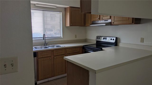 4401 S SEMORAN BOULEVARD 9, Orlando, FL 32822