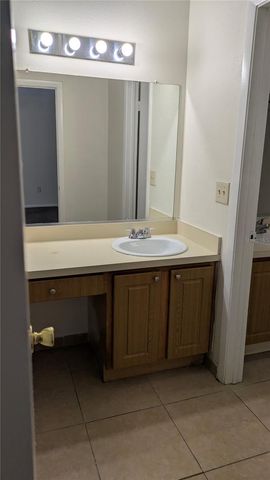 4401 S SEMORAN BOULEVARD 9, Orlando, FL 32822