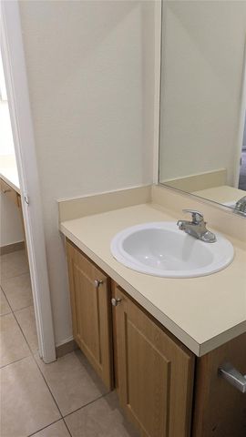 4401 S SEMORAN BOULEVARD 9, Orlando, FL 32822