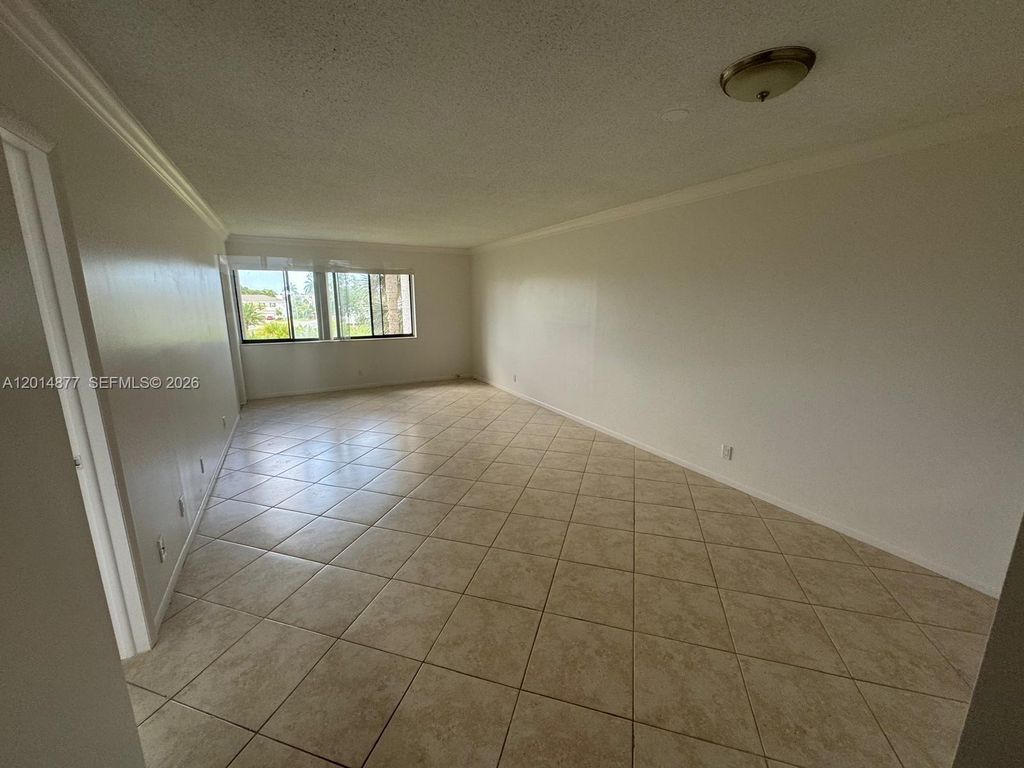 4363 Trevi Ct 304, Lake Worth, FL 33467