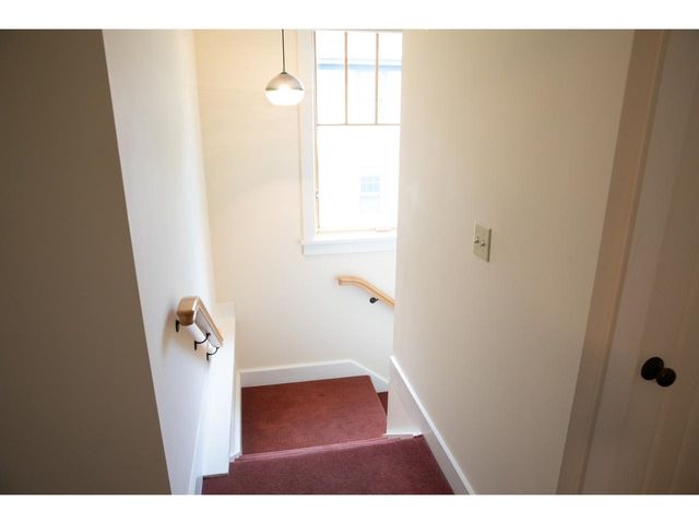174 Lyman Avenue, Burlington, VT 05401