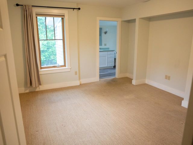 174 Lyman Avenue, Burlington, VT 05401