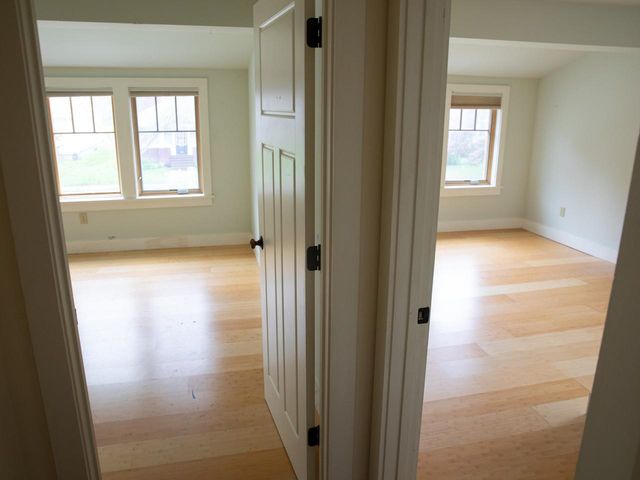 174 Lyman Avenue, Burlington, VT 05401