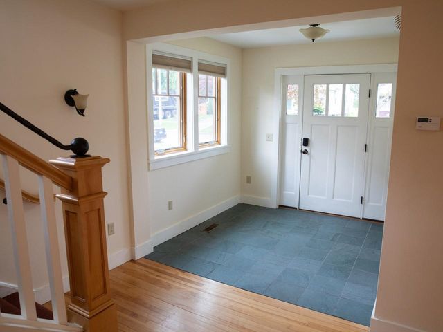 174 Lyman Avenue, Burlington, VT 05401