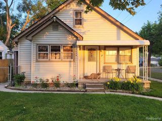 8008 Elm Street, Taylor, MI 48180