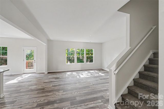 5146 Mark Drive NE, Hickory, NC 28601