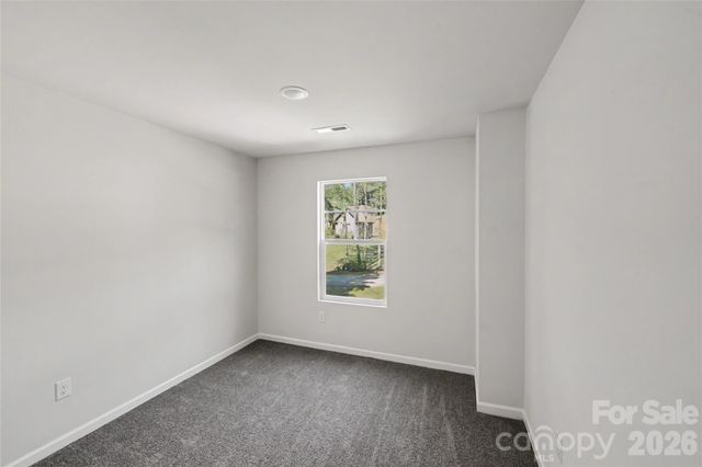 5146 Mark Drive NE, Hickory, NC 28601