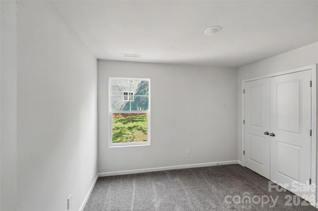 5146 Mark Drive NE, Hickory, NC 28601