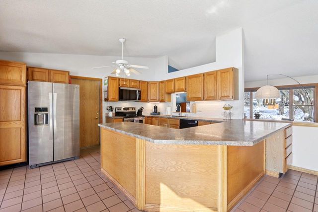 5501 Comanche Way, Madison, WI 53704