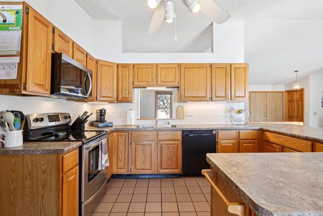 5501 Comanche Way, Madison, WI 53704