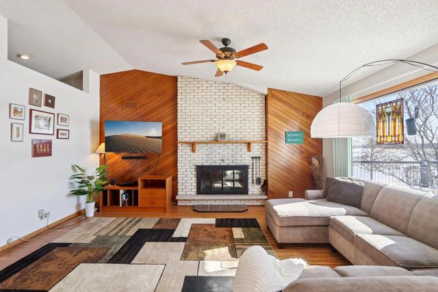 5501 Comanche Way, Madison, WI 53704