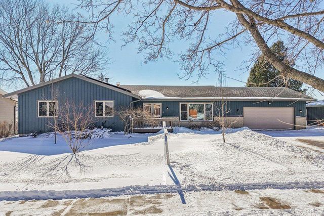 5501 Comanche Way, Madison, WI 53704