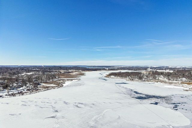 5501 Comanche Way, Madison, WI 53704