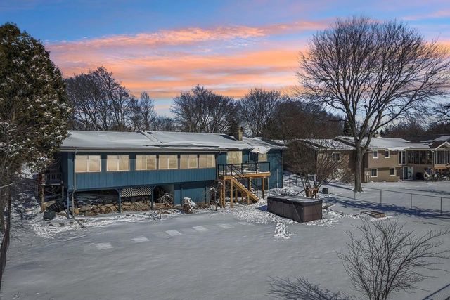 5501 Comanche Way, Madison, WI 53704