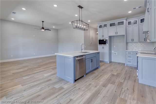 407 Beech Street, Greenwood, AR 72936