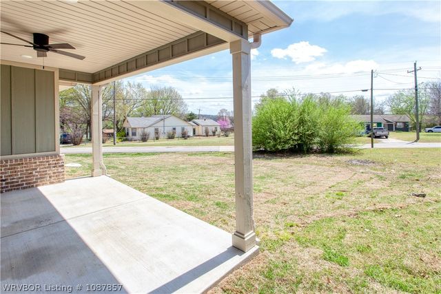 407 Beech Street, Greenwood, AR 72936