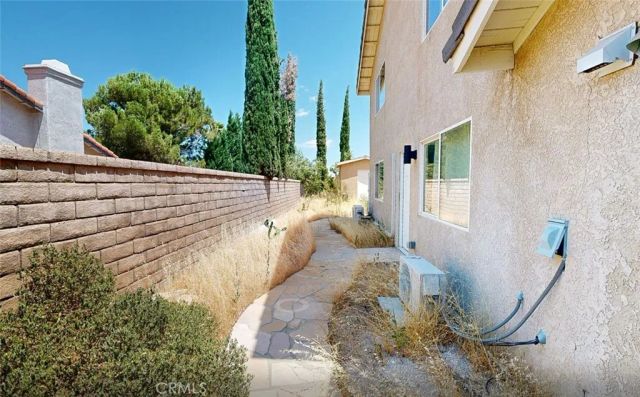 5637 Redwood B, Palmdale, CA 93551