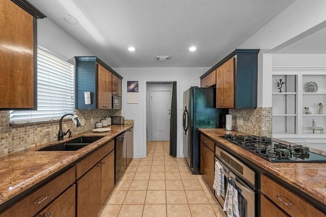 2018 Little Cedar Drive, Houston, TX 77339