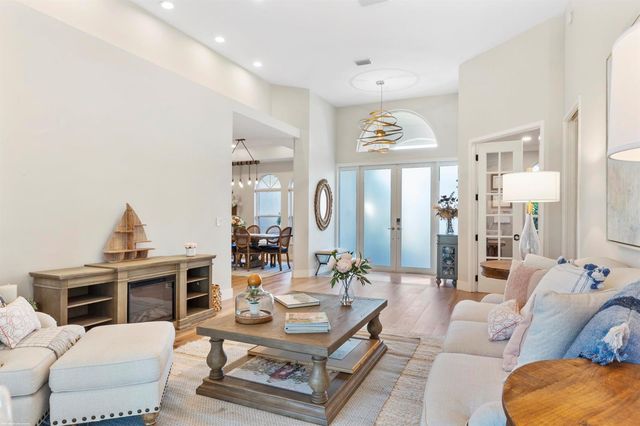 15611 Milan Court, Wellington, FL 33414
