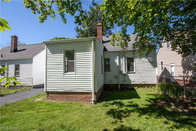 21412 Watson Road, Maple Heights, OH 44137