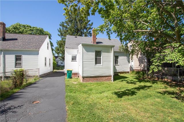21412 Watson Road, Maple Heights, OH 44137