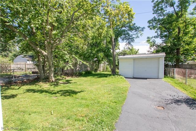 21412 Watson Road, Maple Heights, OH 44137
