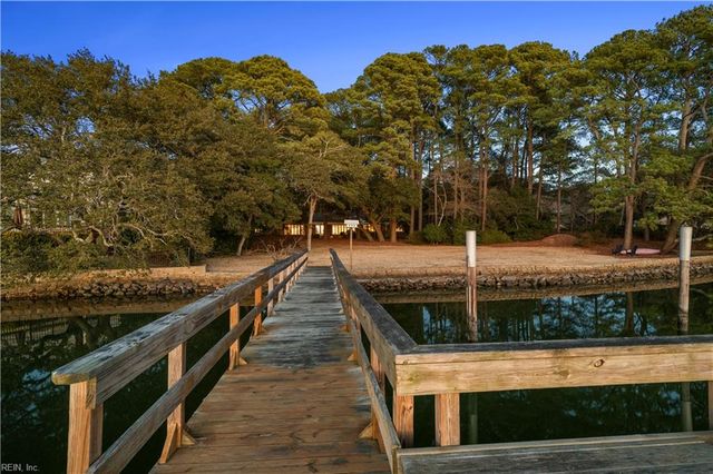 1375 Emory PL, Norfolk, VA 23509