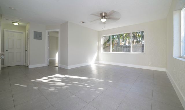 1126 NE 16th Place 3, Fort Lauderdale, FL 33305