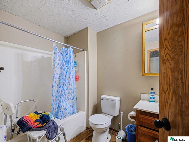 3316 Fowler Avenue, Omaha, NE 68111