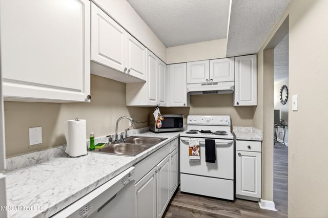 245 Mcdonnell Avenue, G147, Biloxi, MS 39531