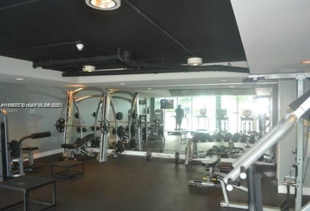 1871 S River Drive 1503, Miami, FL 33125