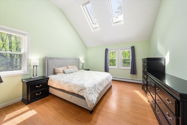 5 Stanley Road, Medway, MA 02053