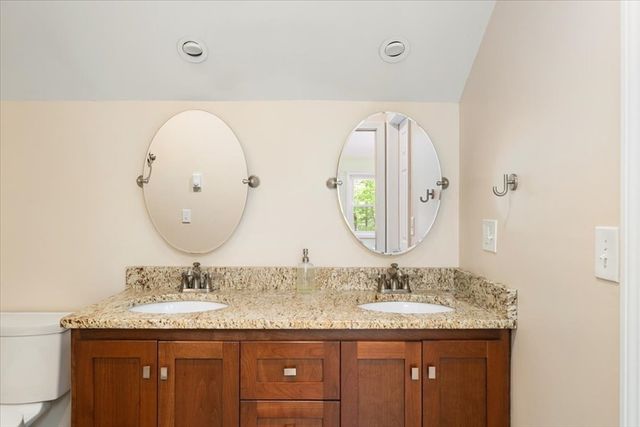 5 Stanley Road, Medway, MA 02053