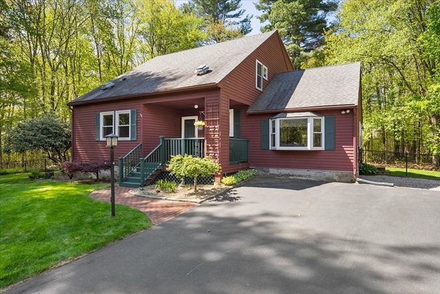 5 Stanley Road, Medway, MA 02053