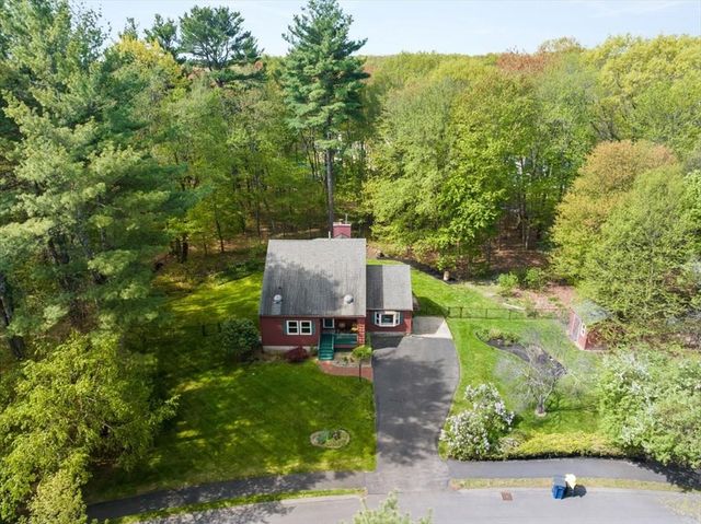 5 Stanley Road, Medway, MA 02053