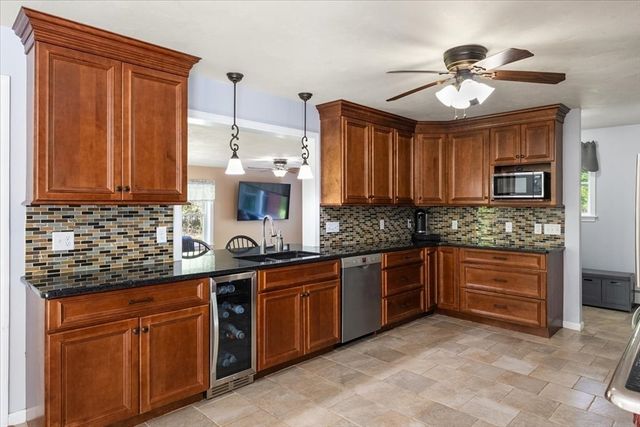 5 Stanley Road, Medway, MA 02053