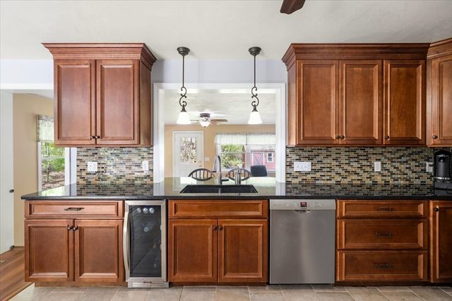 5 Stanley Road, Medway, MA 02053