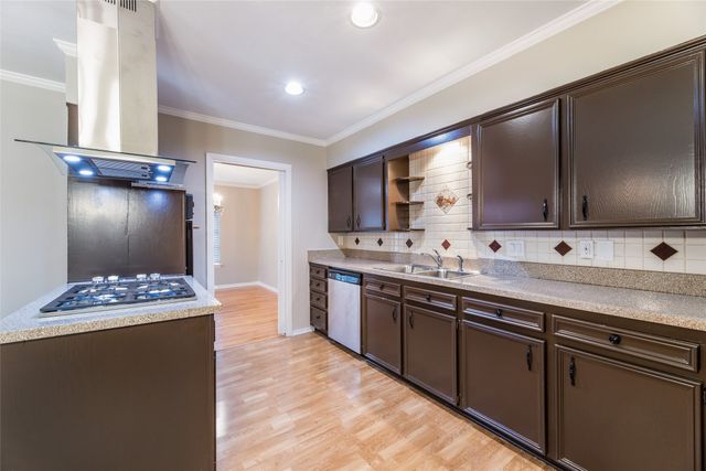 509 Nesbit Drive, Garland, TX 75041