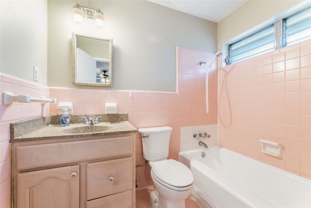 509 Nesbit Drive, Garland, TX 75041