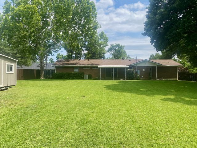 509 Nesbit Drive, Garland, TX 75041